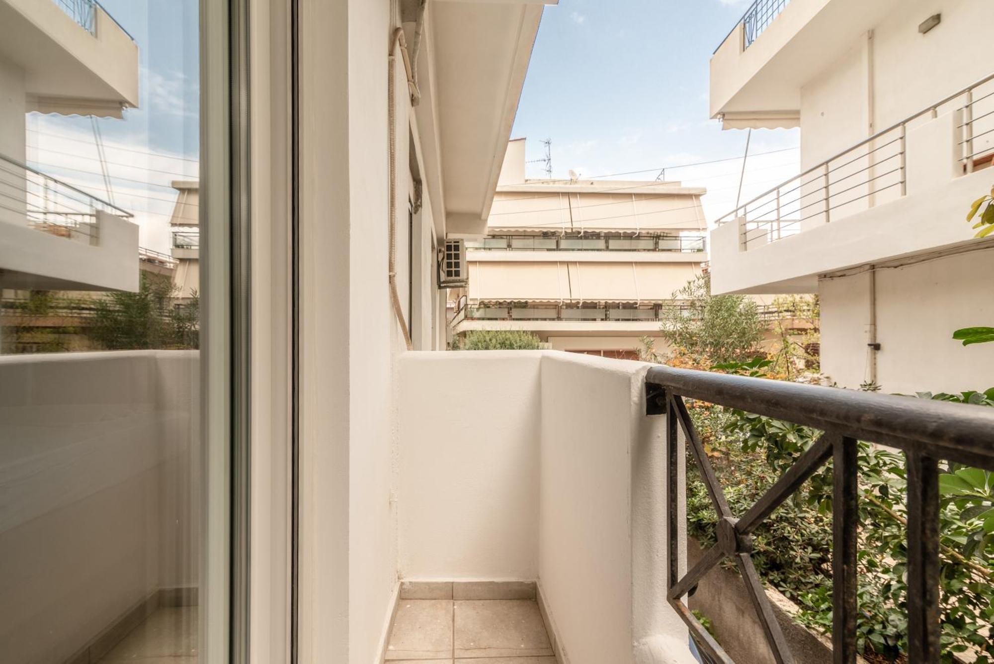 Misty Grey Apartment Near City Centre 이라클리온 외부 사진