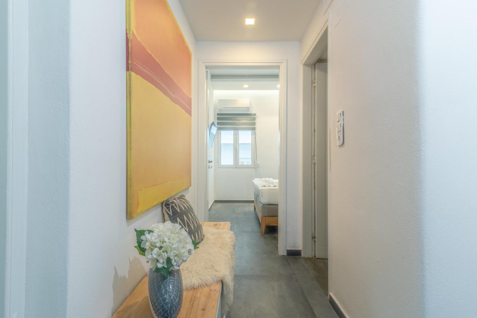 Misty Grey Apartment Near City Centre 이라클리온 외부 사진
